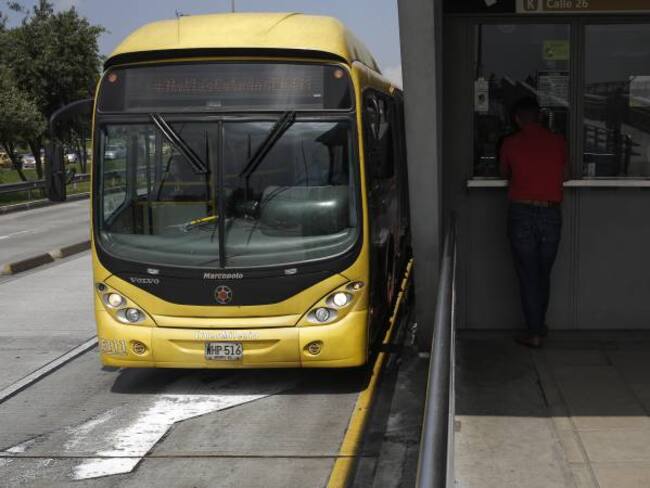7 Empresas interesadas en reemplazar 1.400 buses de Transmilenio