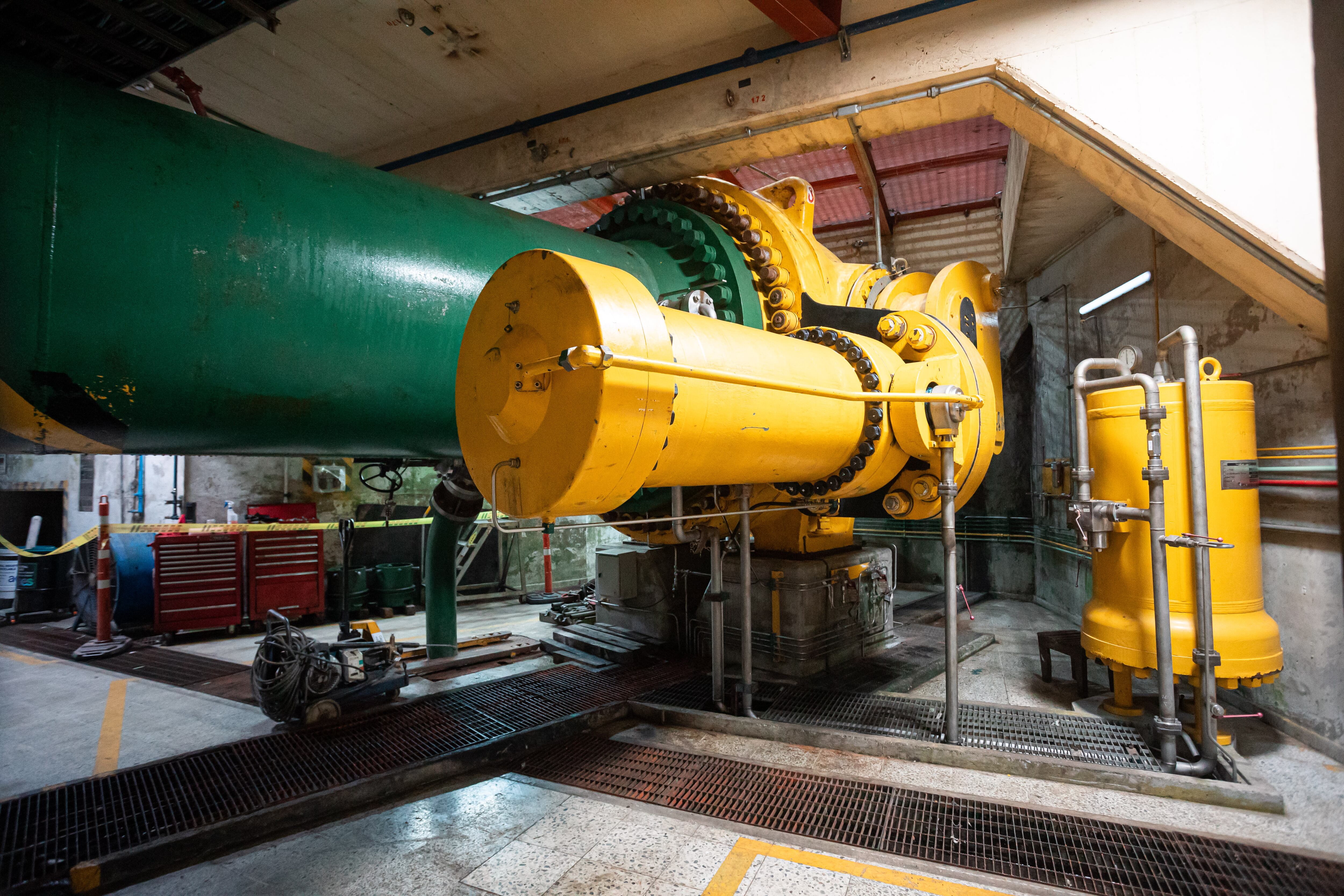 A pesar de que entrar sedimentos, la casa de máquinas no sufrió daños. Foto | AES Colombia