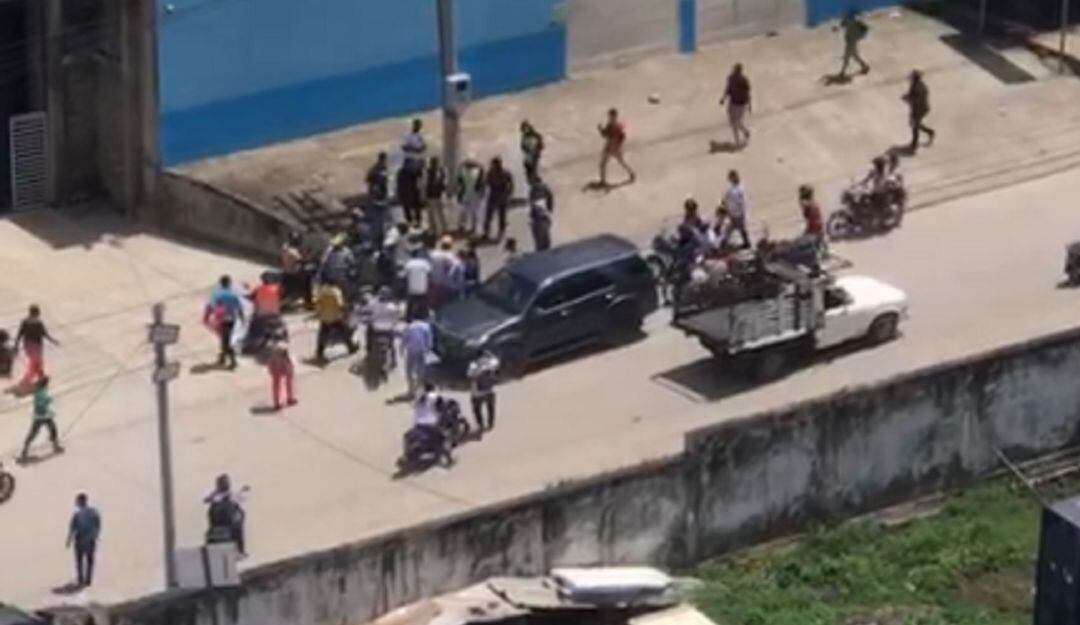 El hecho ocurrió en un concurrido sector comercial de esa zona de la ciudad de Cartagena