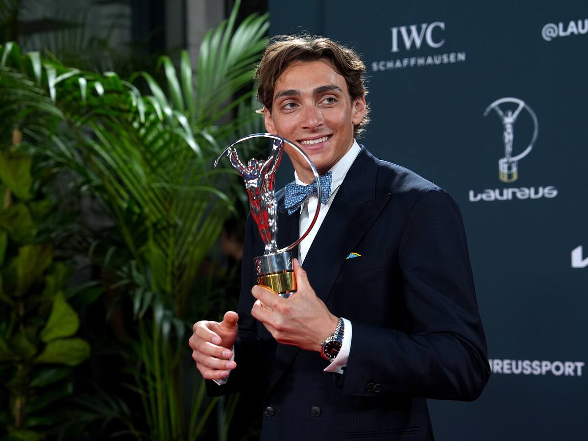 Mondo Duplantis se llevó el premio Laureus al mejor deportista del 2024