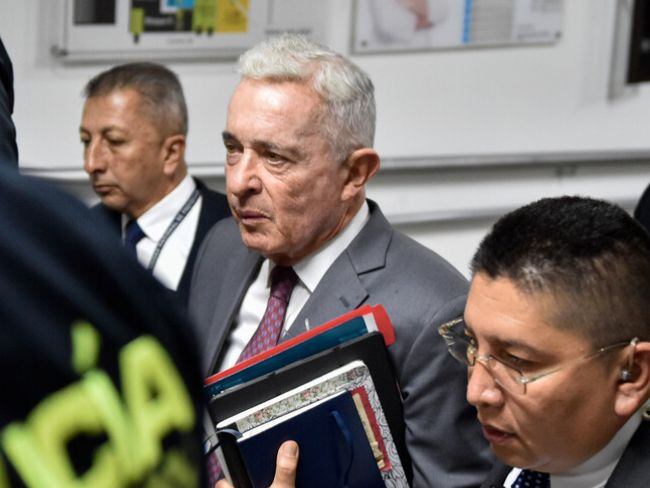 Álvaro Uribe: juicio en su contra entra en a recta final con alegatos que inician el 24 de junio