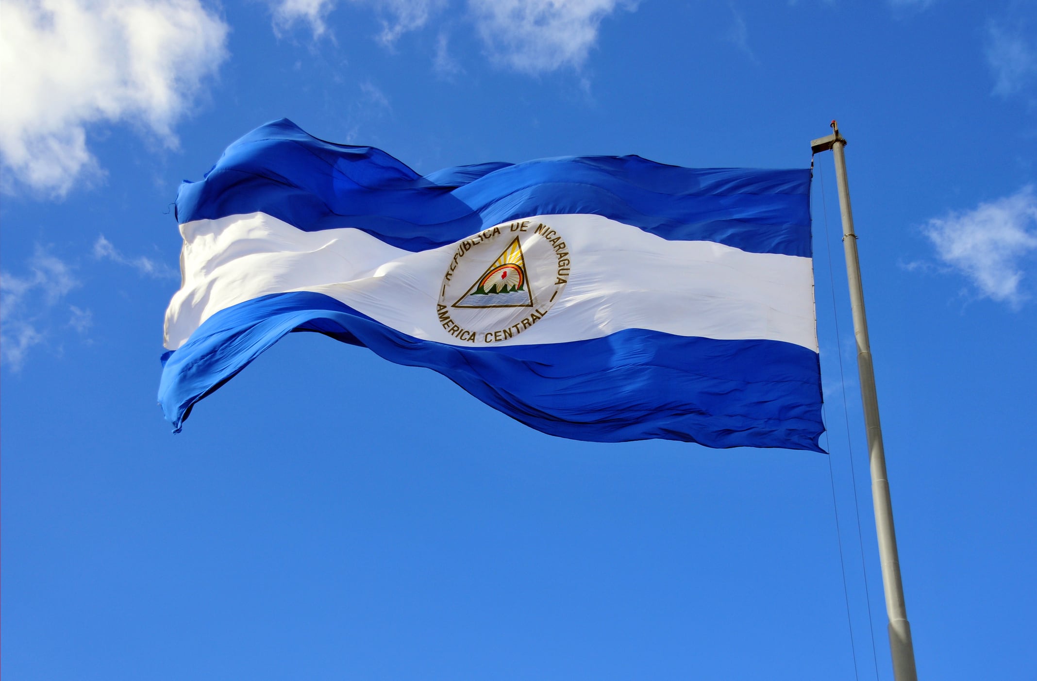 Bandera de Nicaragüa. Foto: Miguel Torres Curado / Getty Images