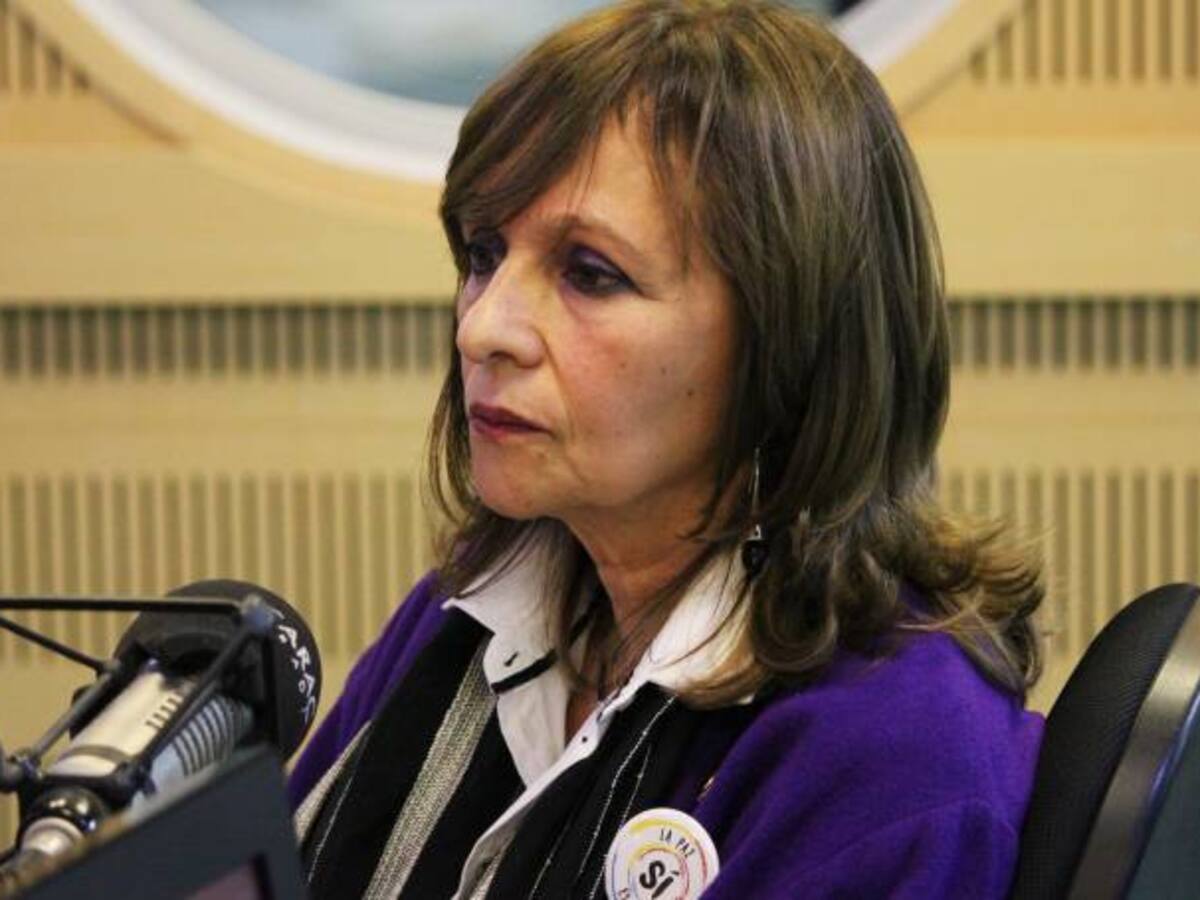 Curules para las Farc cuando entreguen la última arma: Ángela Robledo
