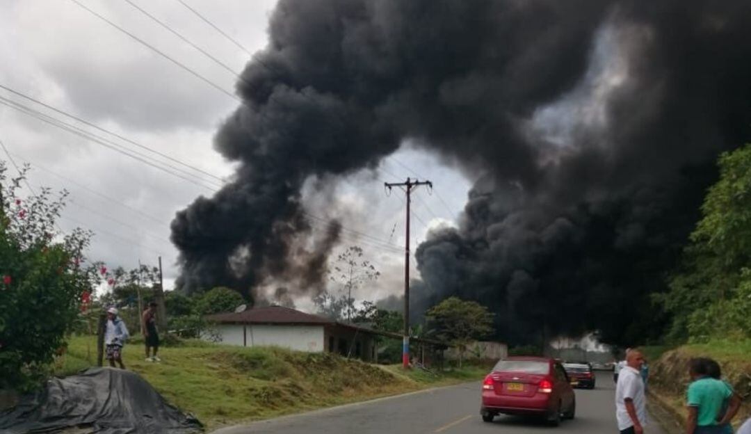 Incendio en el oleoducto Trasandino