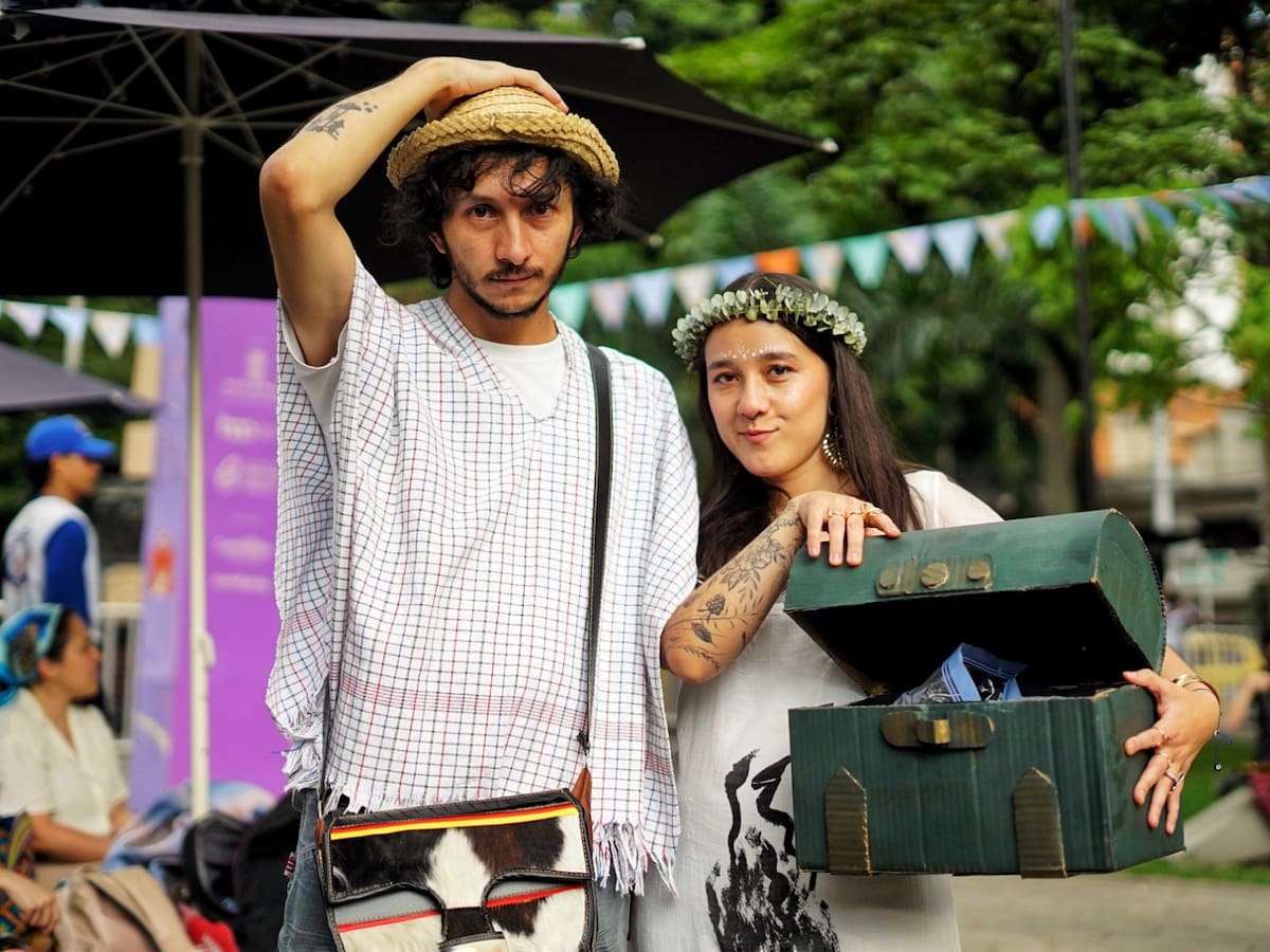 Una noche entre libros, camping y canelazo: así será La Parada Juvenil de la Lectura