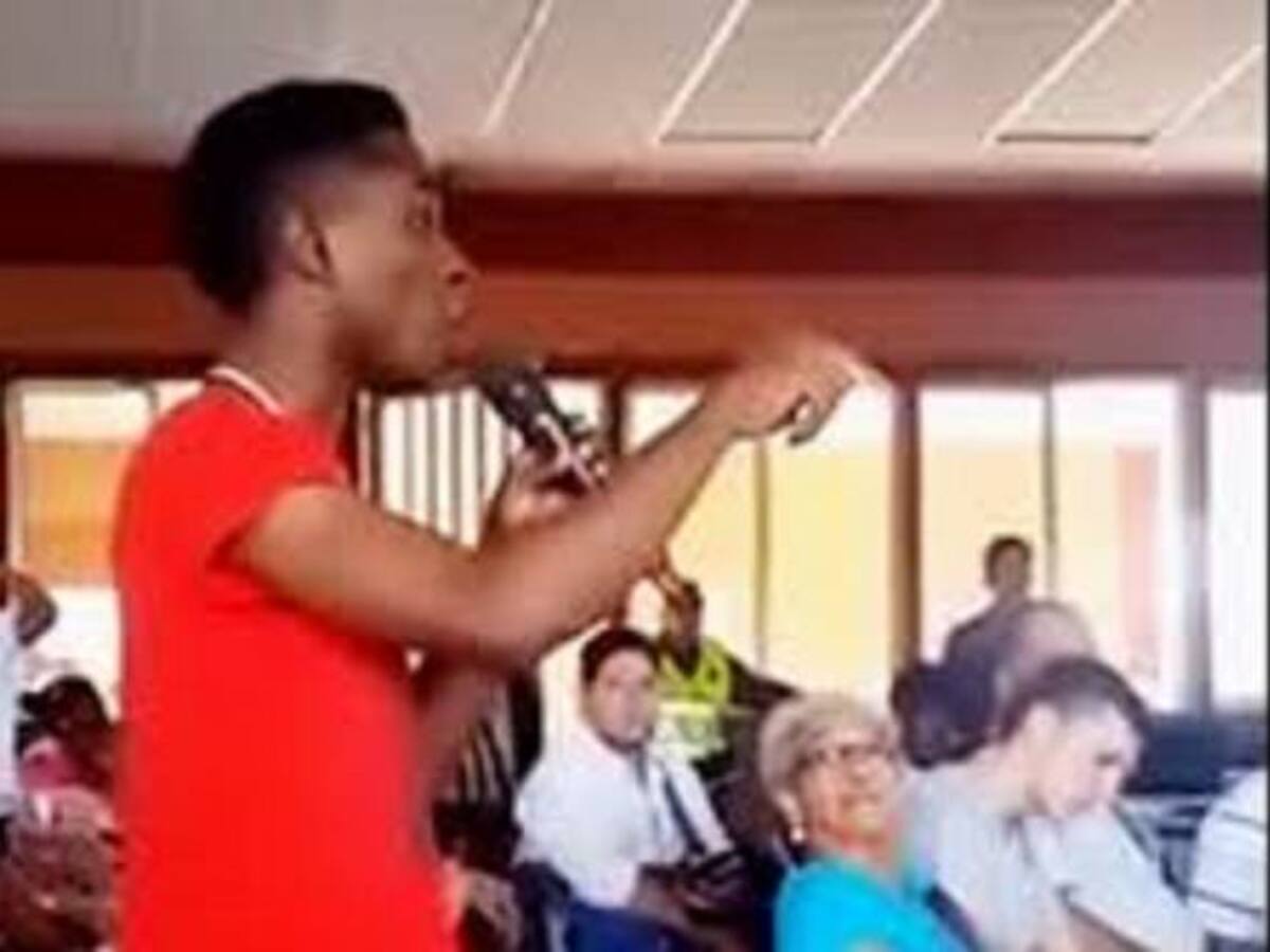 No paran las amenazas contra el rapero que interpeló a Uribe en Buenaventura