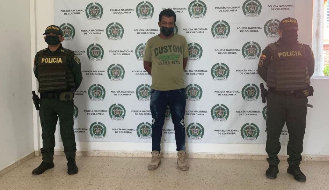 La mujer tuvo que ser llevada a un hospital ante las lesiones que le causó. El presunto agresor tiene antecedentes judiciales