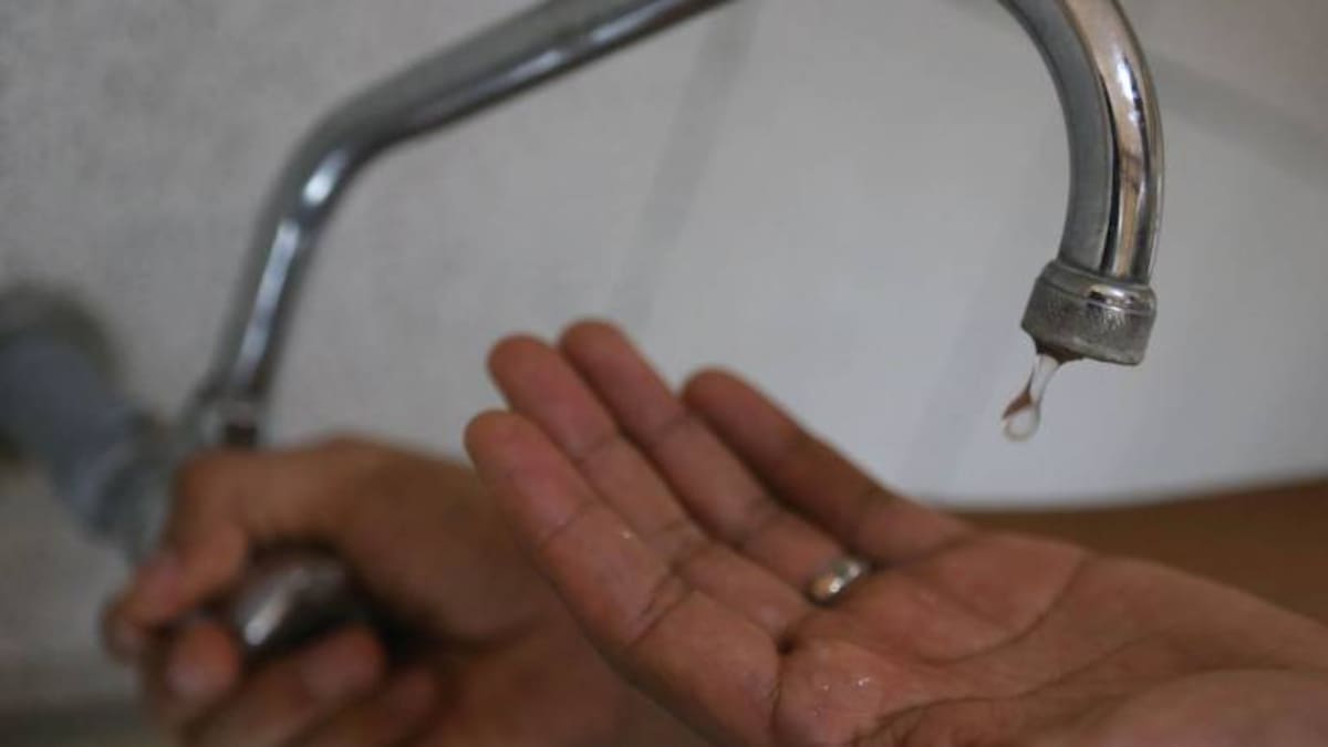 Están sin agua 10 barrios del norte de Bucaramanga ¿cuál es la razón?