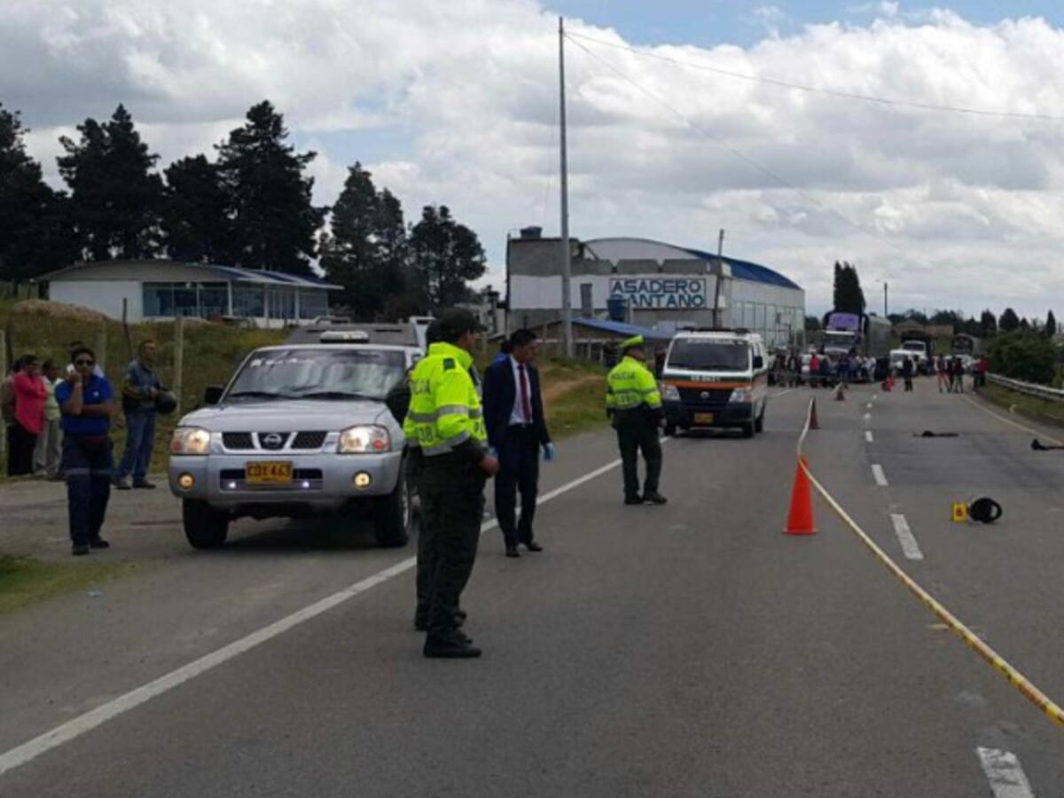 En la vía Tunja – Bogotá perdió la vida un motociclista
