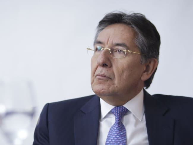  Néstor Humberto Martínez