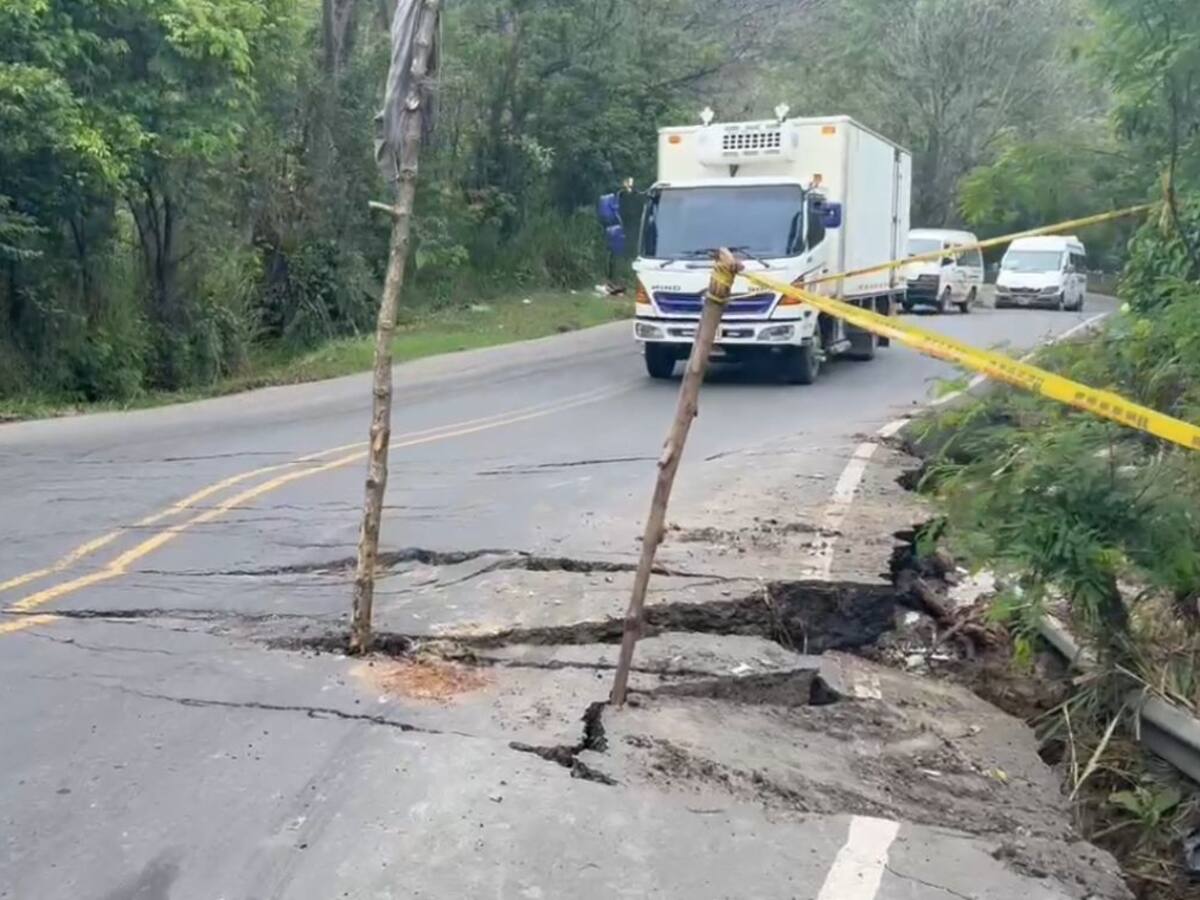 Invías implementará plan de acción para atender afectaciones entre la vía Barbosa-Oiba