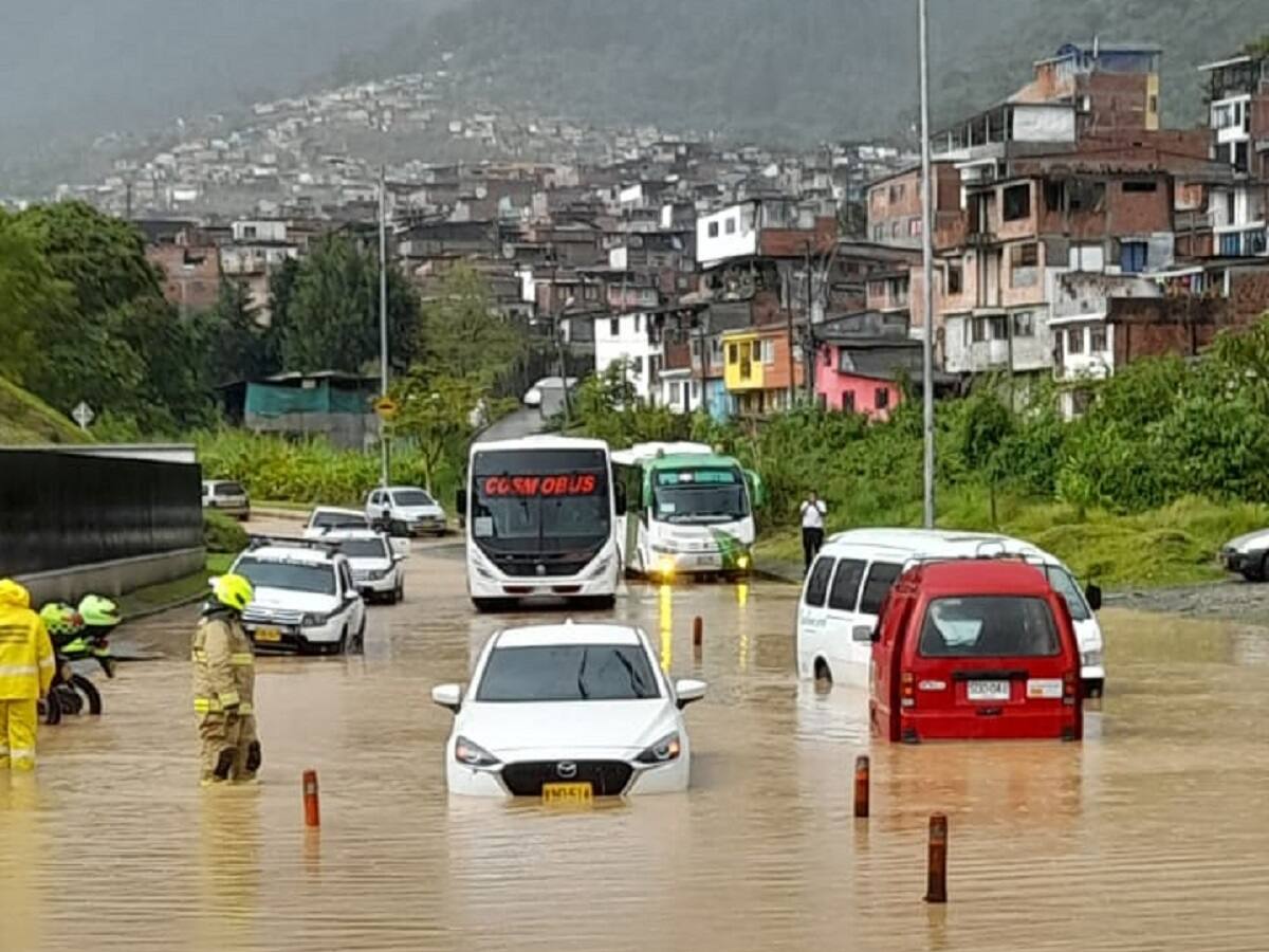 Fuerte aguacero en Manizales ocasionó varias inundaciones