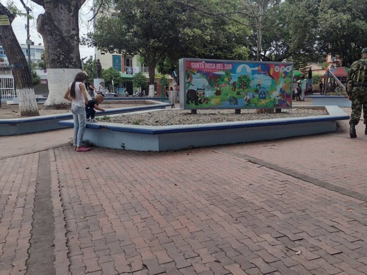 Comerciantes de Santa Rosa del Sur dan ultimátum al Clan del Golfo