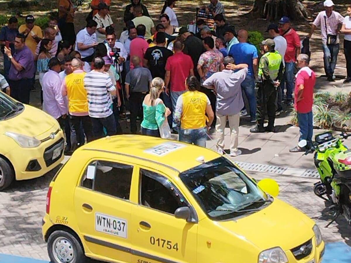 Convocan a paro de taxistas para este jueves en Ibagué