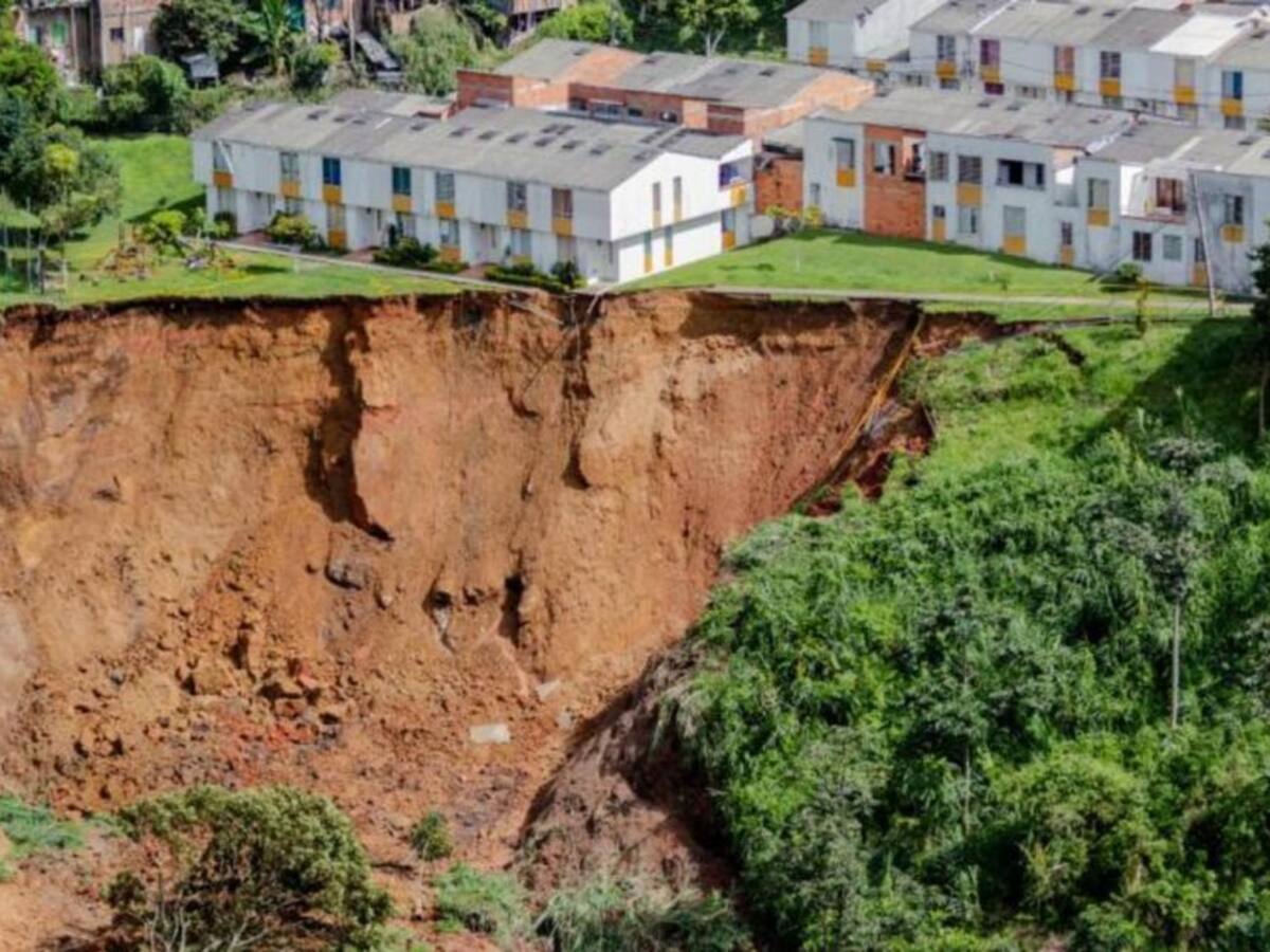 Once taludes están en riesgo de deslizamiento en Pereira