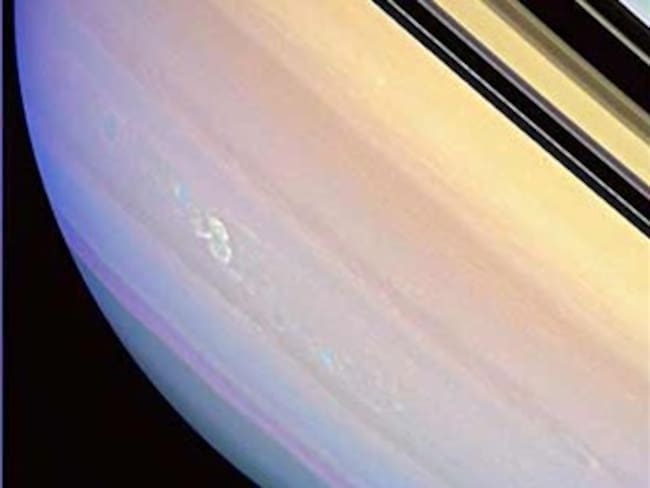 Un océano salado en una luna de Saturno, otro paso en la búsqueda de extraterrestres