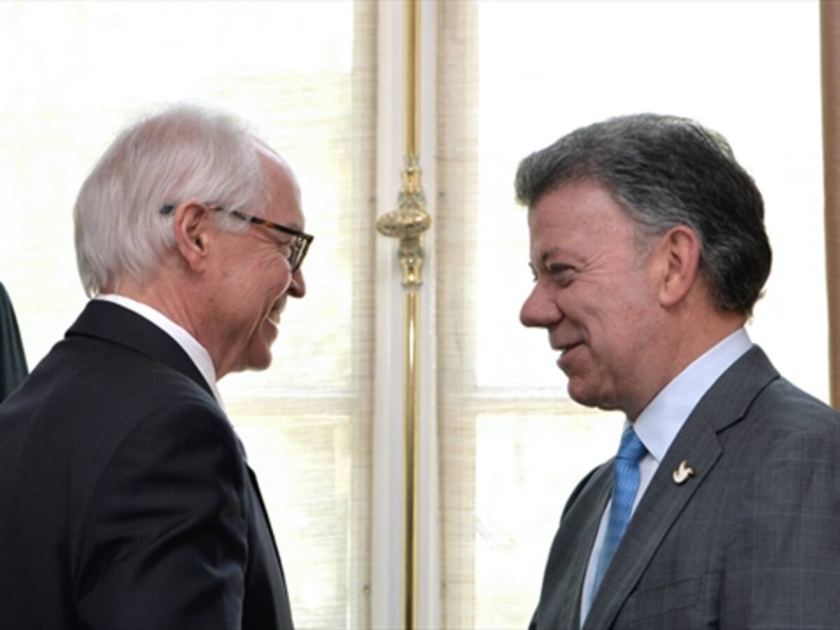 Santos sostuvo primer encuentro con enviado de EE.UU. a proceso de paz