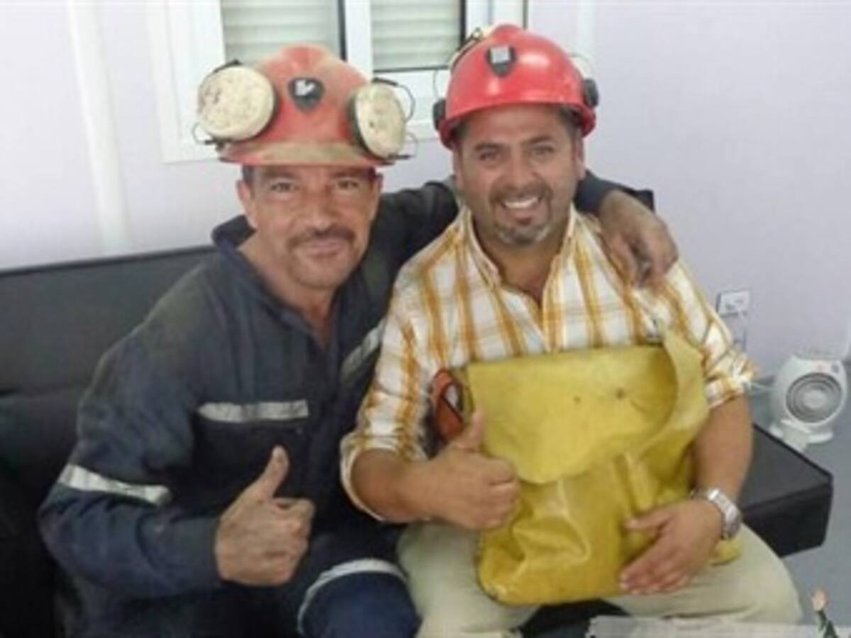 Antonio Banderas y Mario Sepúlveda bajan juntos a la mina de Nemocón