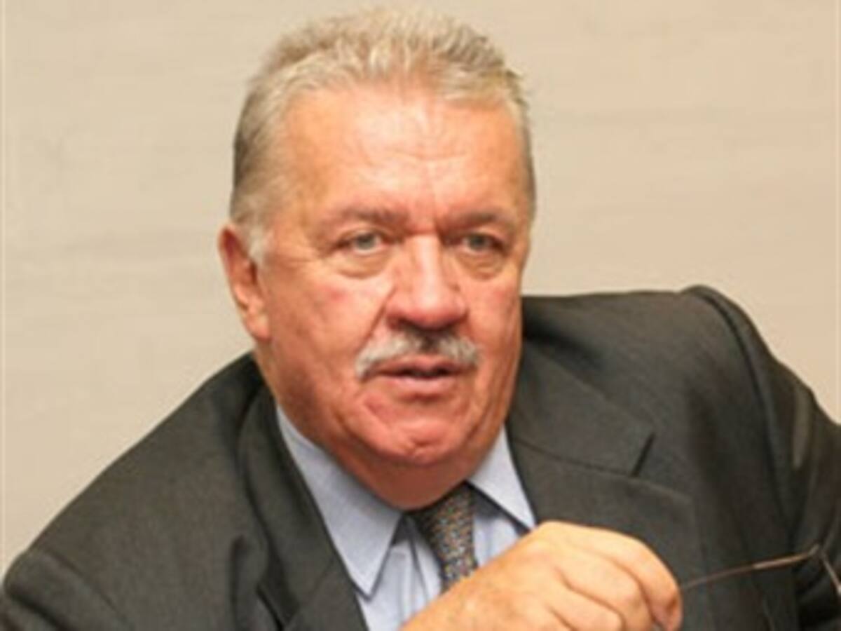 Encapuchados asaltan residencia de Rudolf Hommes en Providencia