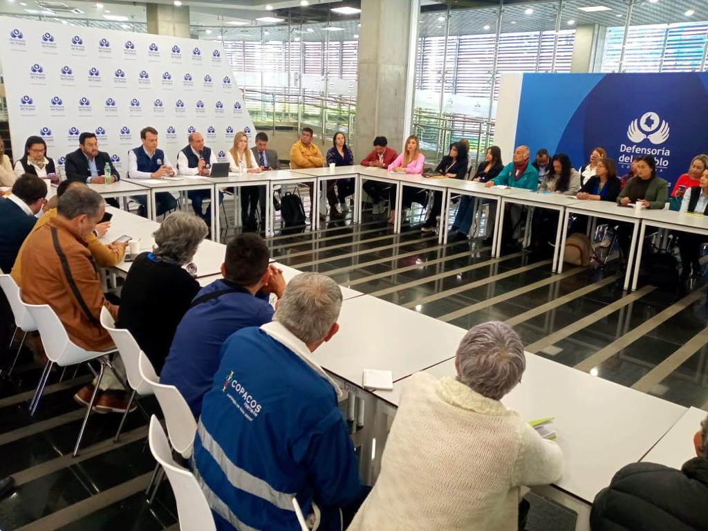Diálogos reforma a la salud. Cortesía Defensoría del Pueblo