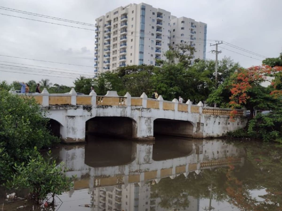 Puente Jiménez en riesgo por aumento de tránsito vehicular