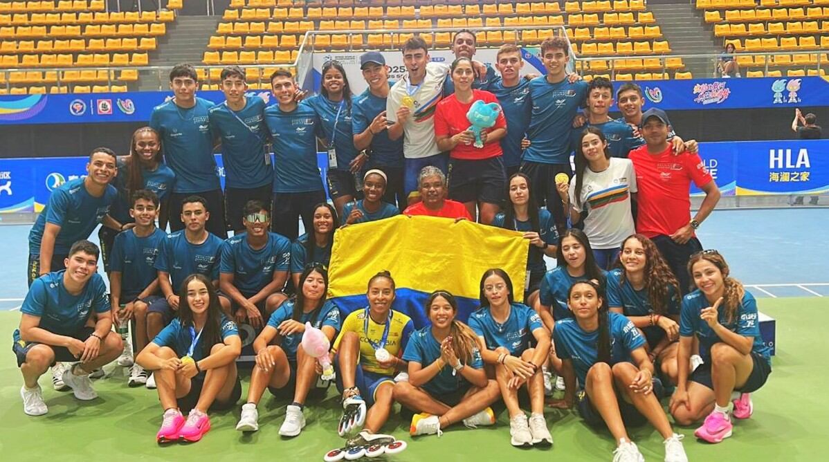 Selección Colombia que participa en el Mundial de Patinaje de Velocidad / Federación Colombiana de Patinaje.