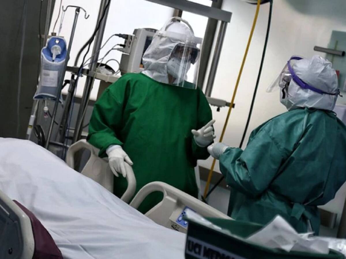 "Hemos llegado al colapso hospitalario": Médicos en Santander