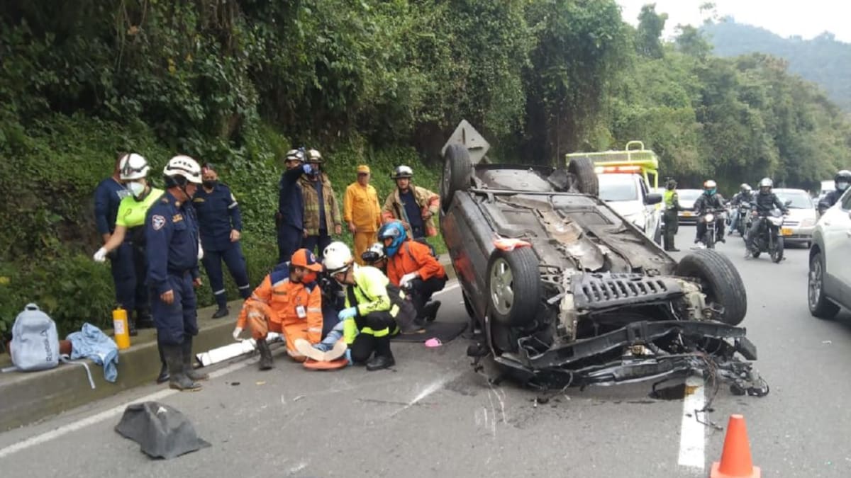 Fuerte accidente en la Panamericana, Manizales dejó 3 personas heridas
