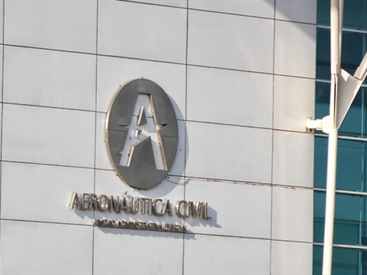 Aeronáutica Civil pone en funcionamiento nueva torre de control de Bucaramanga