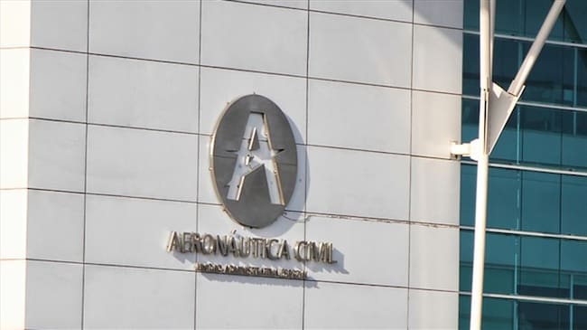 Aeronáutica Civil pone en funcionamiento nueva torre de control de Bucaramanga. Foto: Colprensa