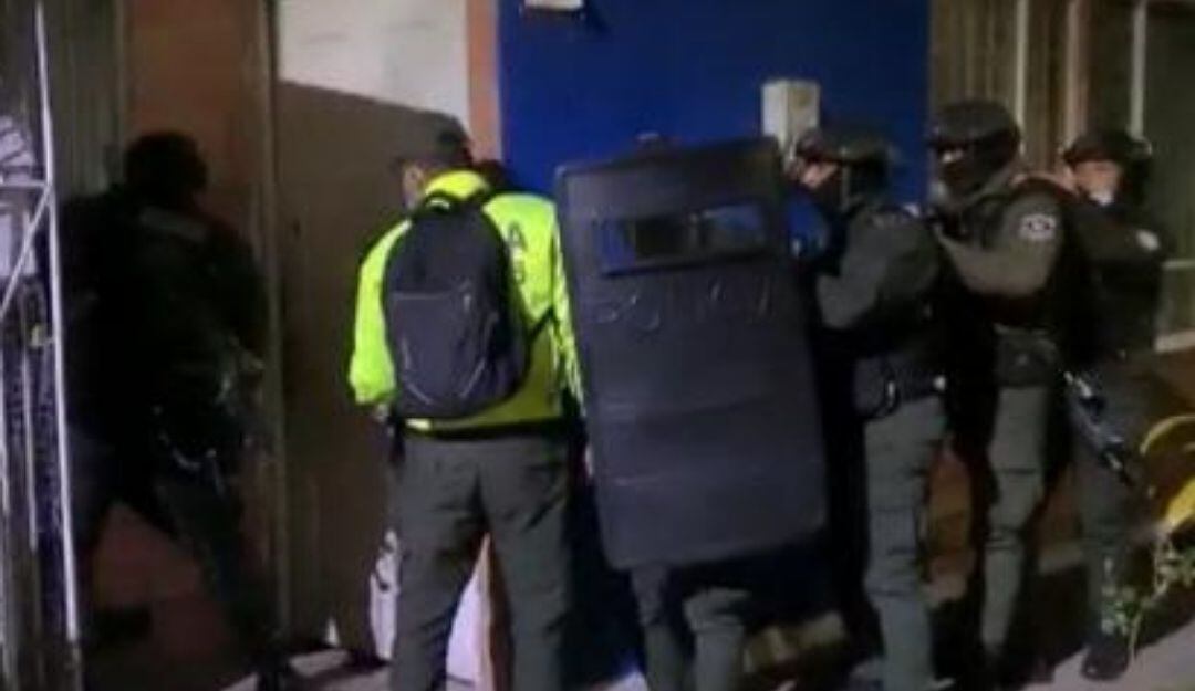 Operativo de captura de 3 mujeres que se hacían pasar como integrantes del Clan del Golfo.