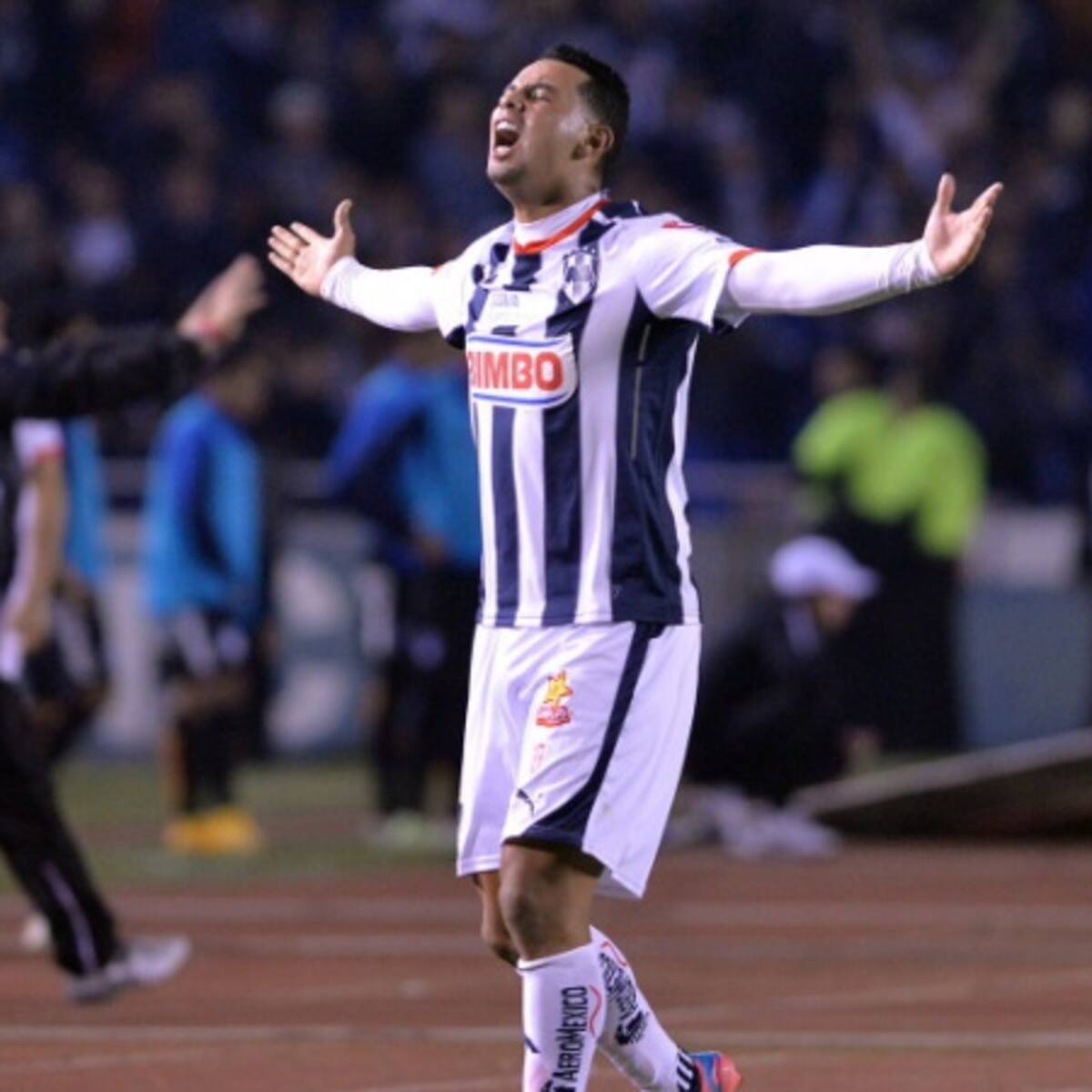 Edwin Cardona anota y le da el triunfo al Monterrey