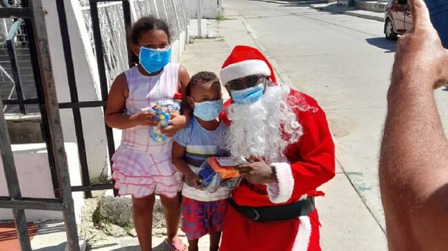 'Alvarito' logró conseguir 600 regalos con ayuda de sus amigos