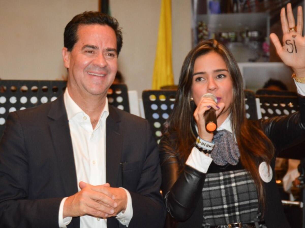 Frank Pearl explicó acuerdos de paz a mujeres del país