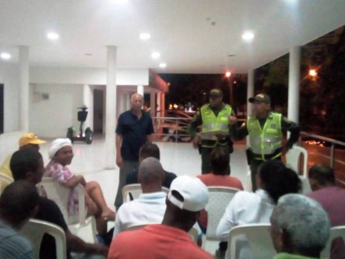Autoridades y organización unidas por el rescate del Parque Centenario