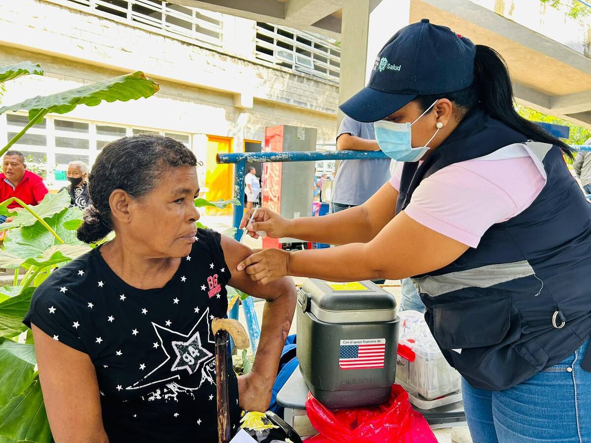 Este viernes, en Cartagena hay ‘Vacunatón’ nocturna