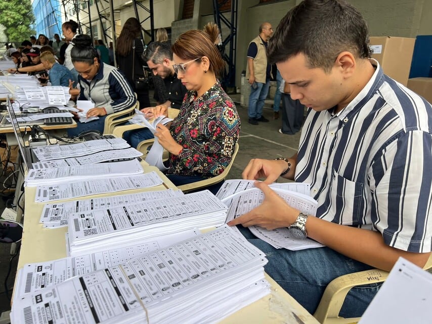 Puestos de votación para las elecciones regionales 2023. Foto: Colprensa.