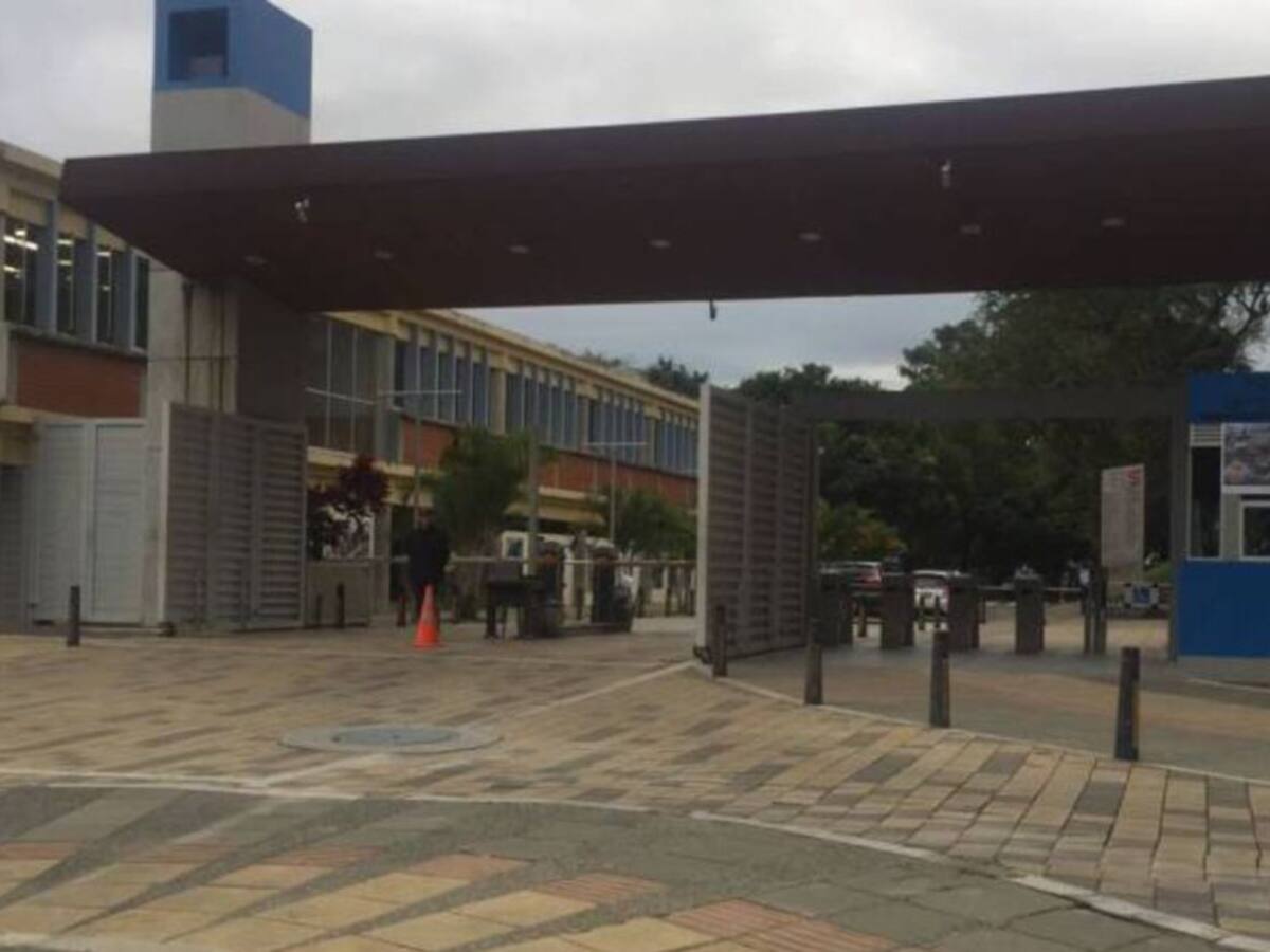 "Esos políticos tradicionales no deben estar en el campus": estudiante UTP