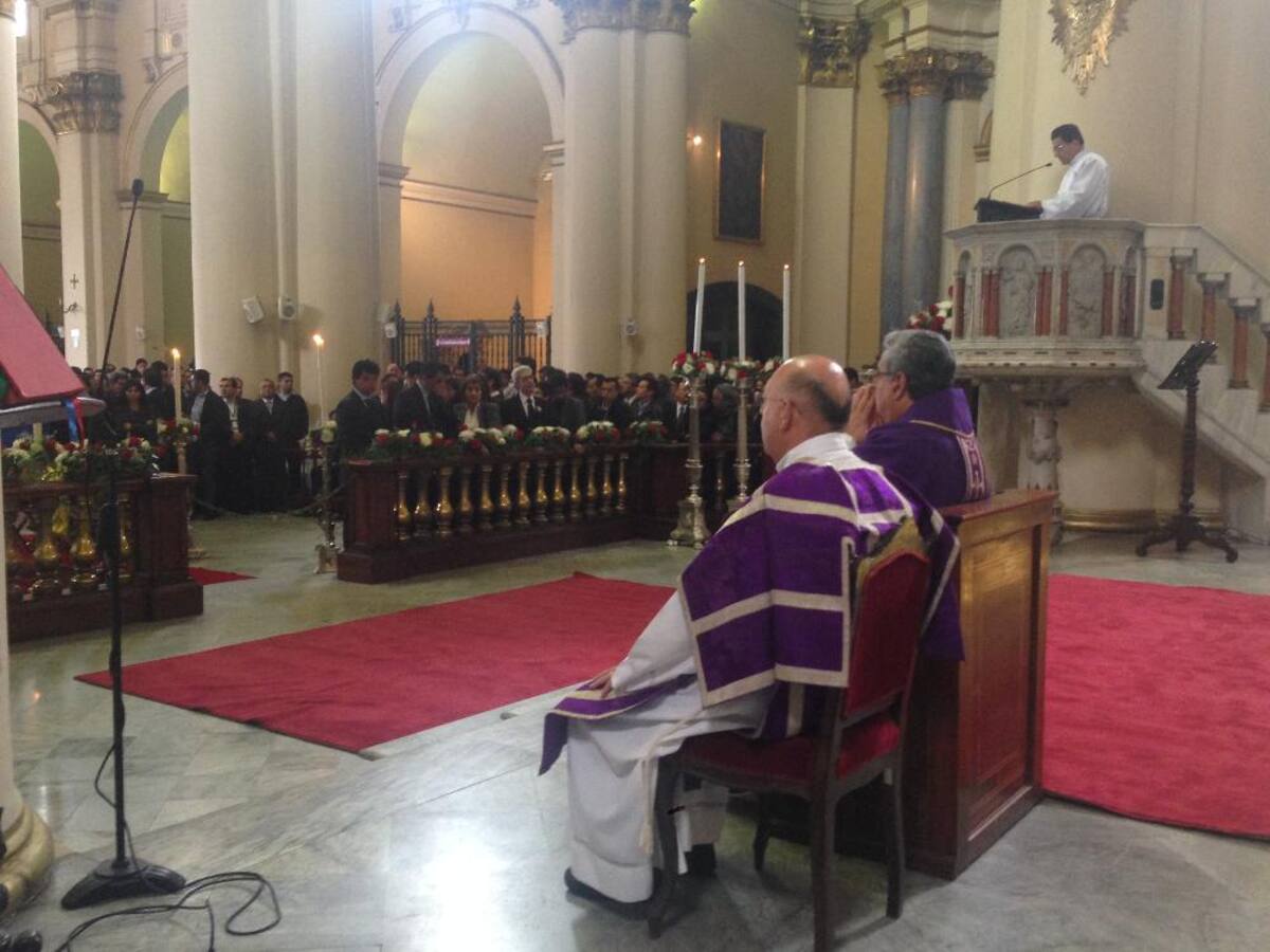 El cuerpo de Guillermo Asprilla fue llevado al cementerio Jardines del Recuerdo en el Norte de la ciudad.