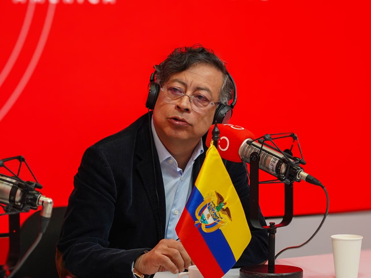 “A mí no me interesa cerrar fronteras, ni cerrar el comercio con Ecuador”: presidente Petro