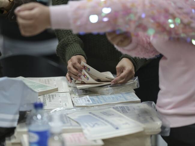 Estamos ya a 38 días de la primera vuelta de las elecciones presidenciales y pocas veces en la historia de Colombia se ha vivido una campaña más pugnaz y caldeada