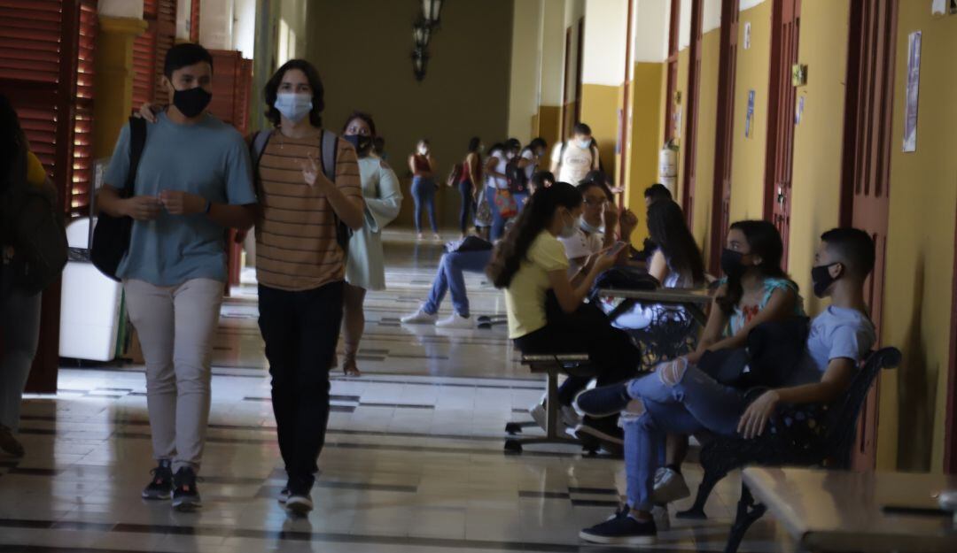 Este reconocimiento busca incentivar a todos los udeceístas para seguir demostrando la calidad educativa que reciben.
