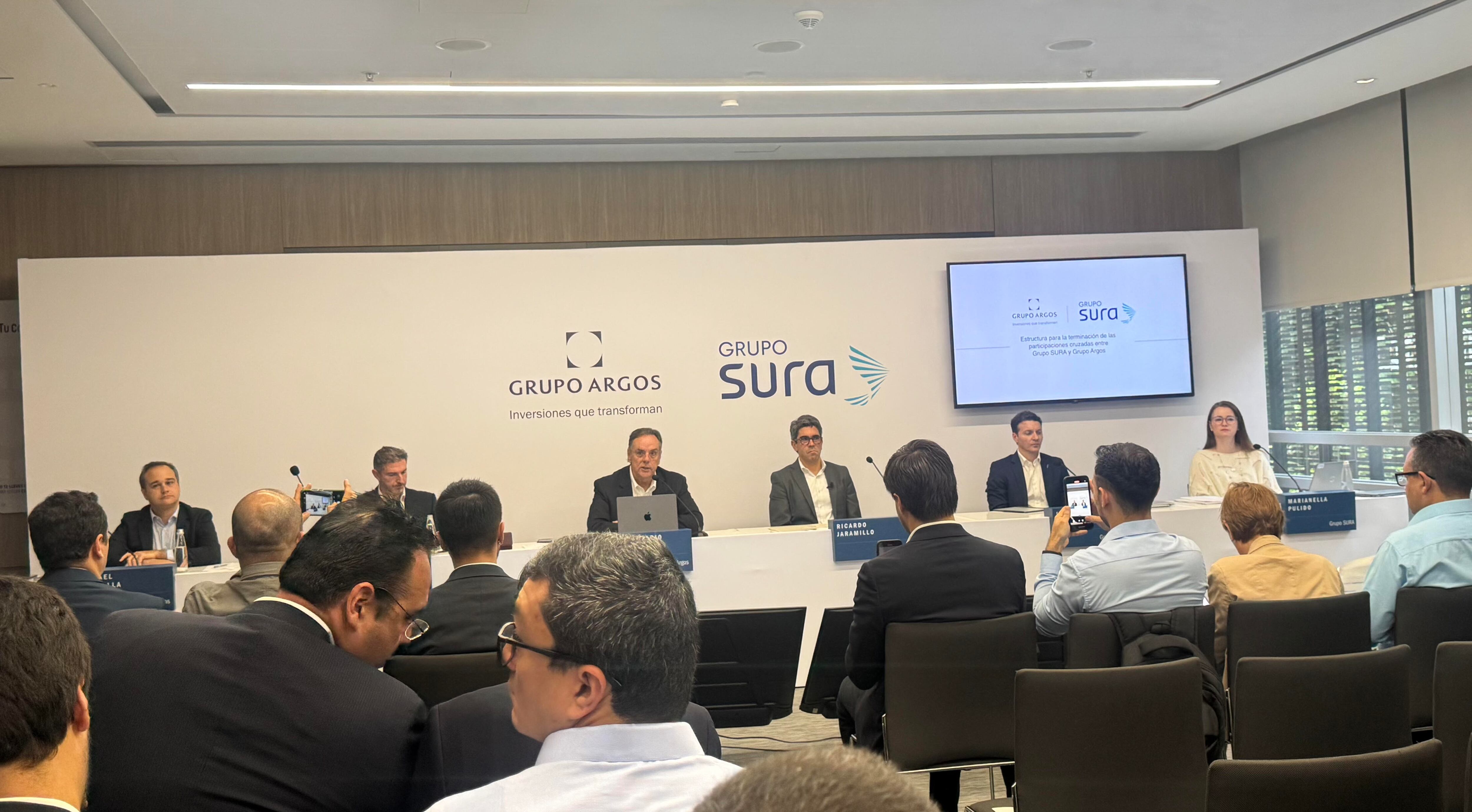 La transacción busca separar las participaciones cruzadas entre los Grupos Sura y Argos. Foto: Caracol Radio.