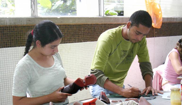 La institución para el 2018 tiene cerca de 400 mil cupos en formación titulada técnica, tecnológica y complementaria”.