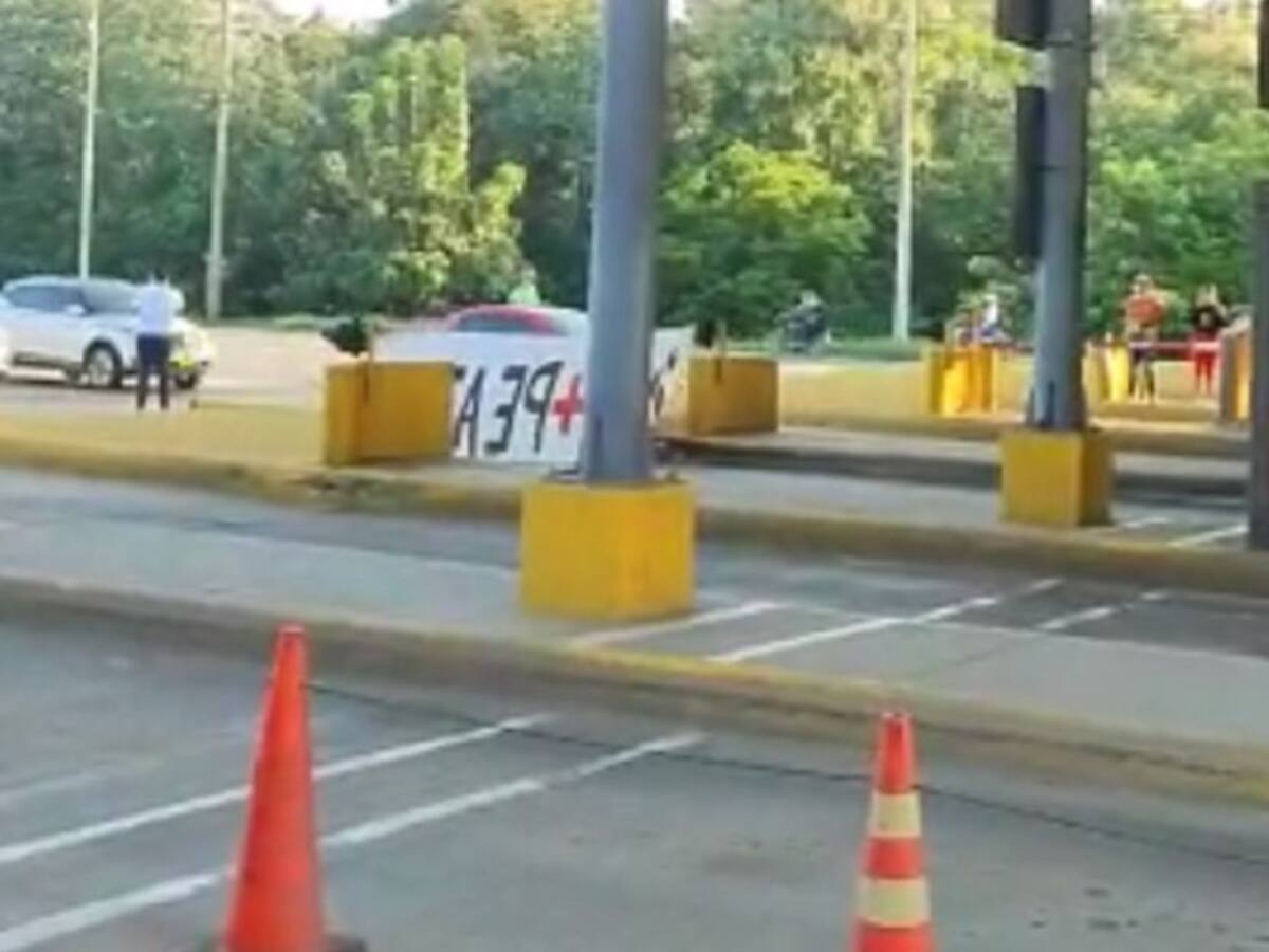 Levantaron talanqueras por protesta en peaje de Turbaco, Bolívar