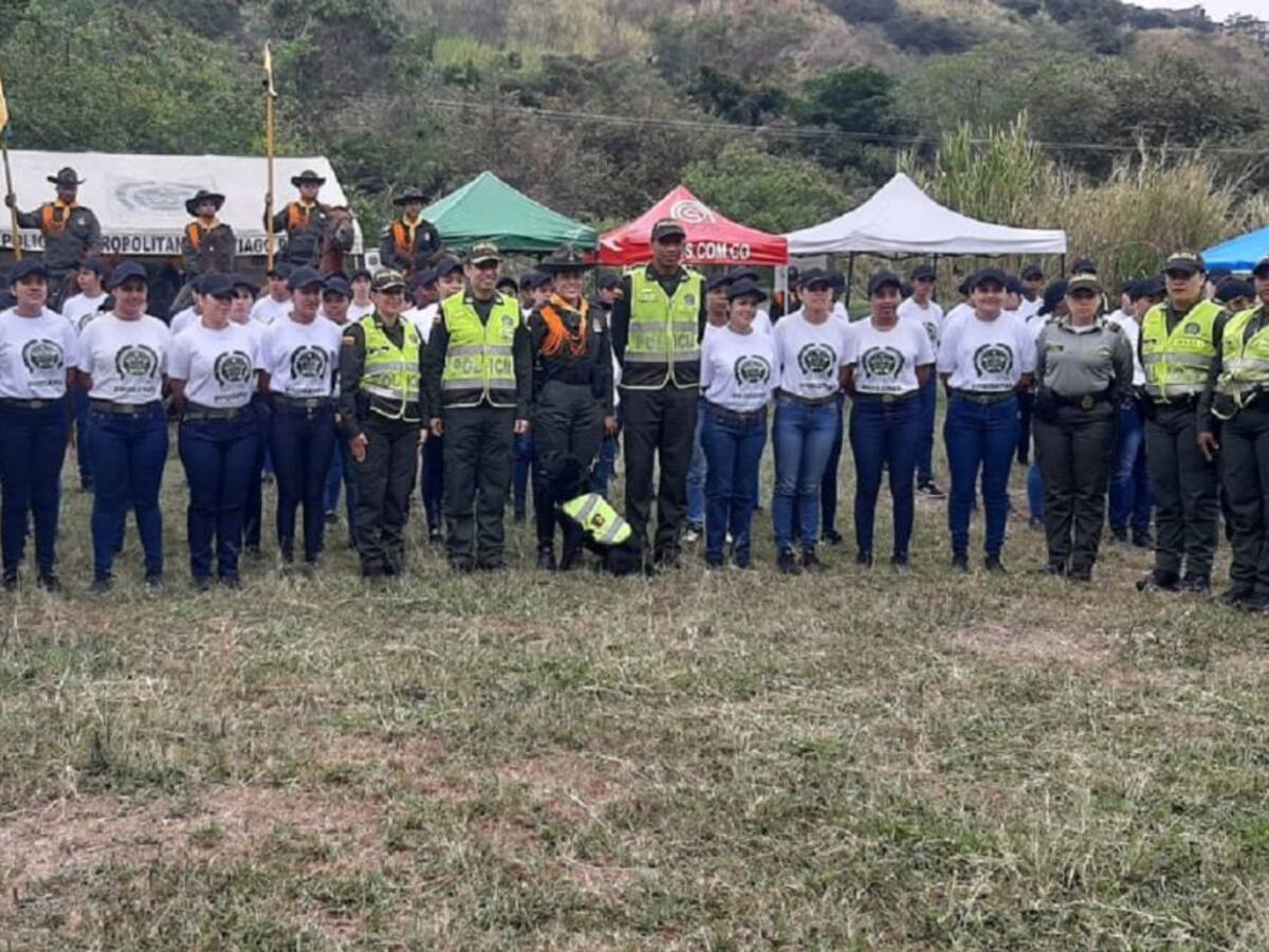 285 mujeres aceptaron el reto de prestar el servicio militar en la policía