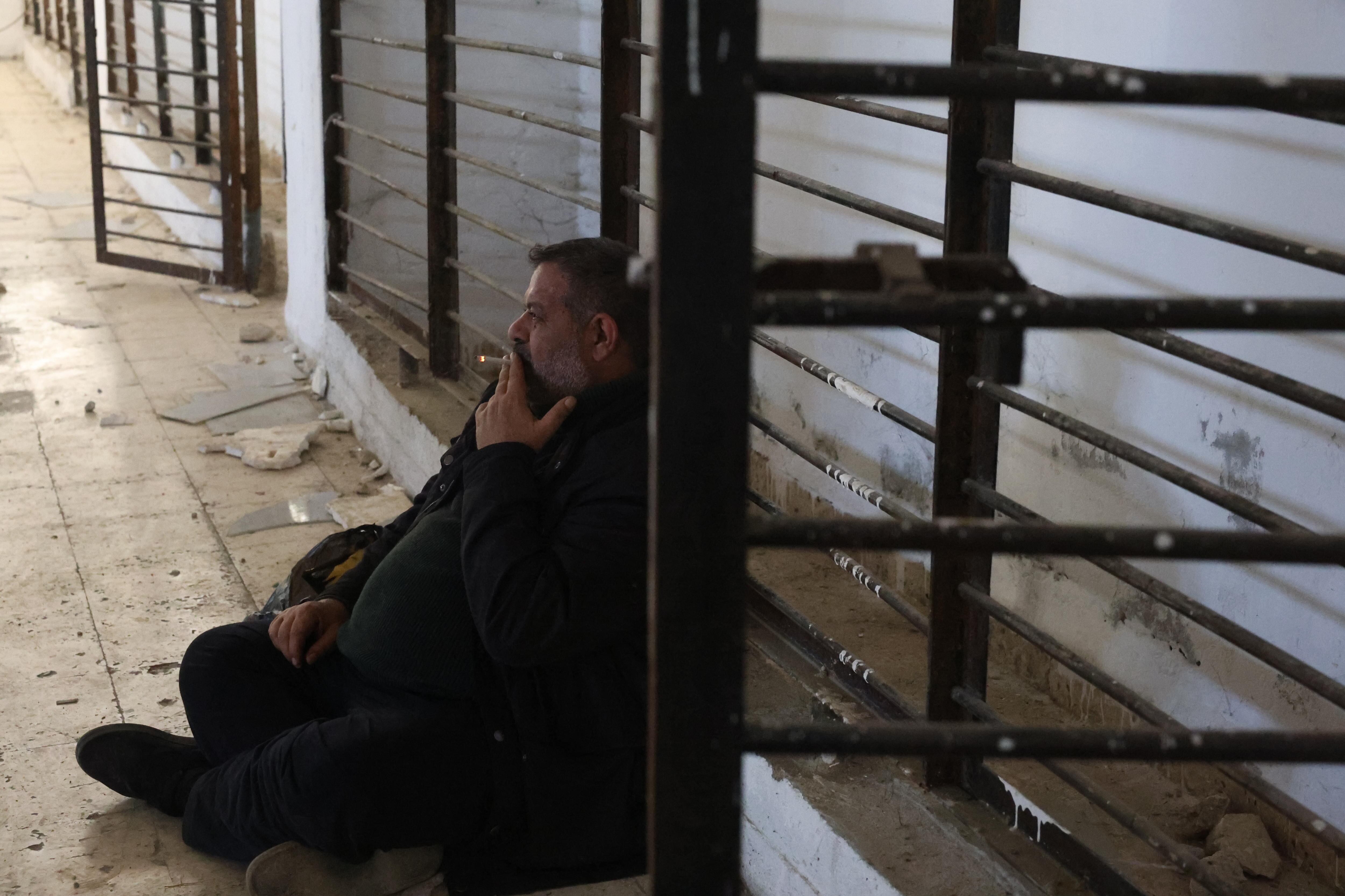 Entre 40 a 50 cadáveres fueron encontrados en la prisión siria de Sednaya. (Foto: EFE)