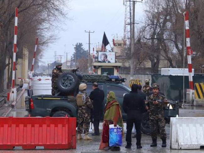 Cuatro muertos y cinco heridos en un ataque suicida en Afganistán