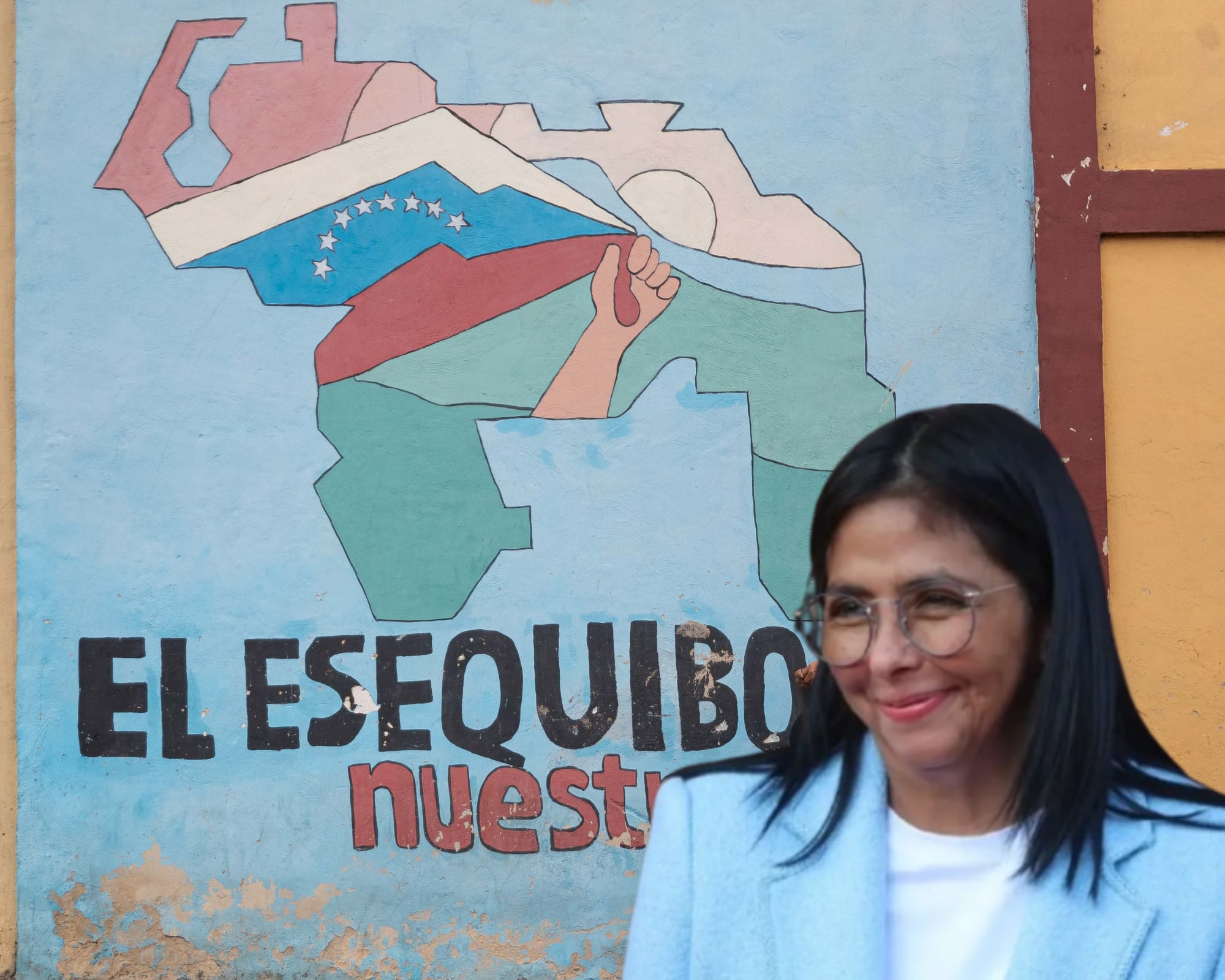 La presidenta encargada de Venezuela tendrá su primer viaje por fuera del Caribe para hacer parte de la disputa territorial sobre el Esequibo con Guyana.
(Foto:    Caracol Radio / Getty )