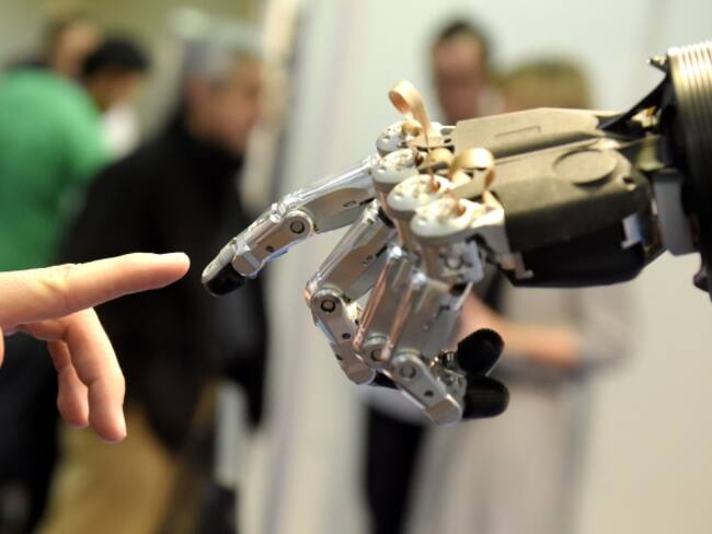 Estudiantes de Fontibón ganaron beca de robótica en Francia